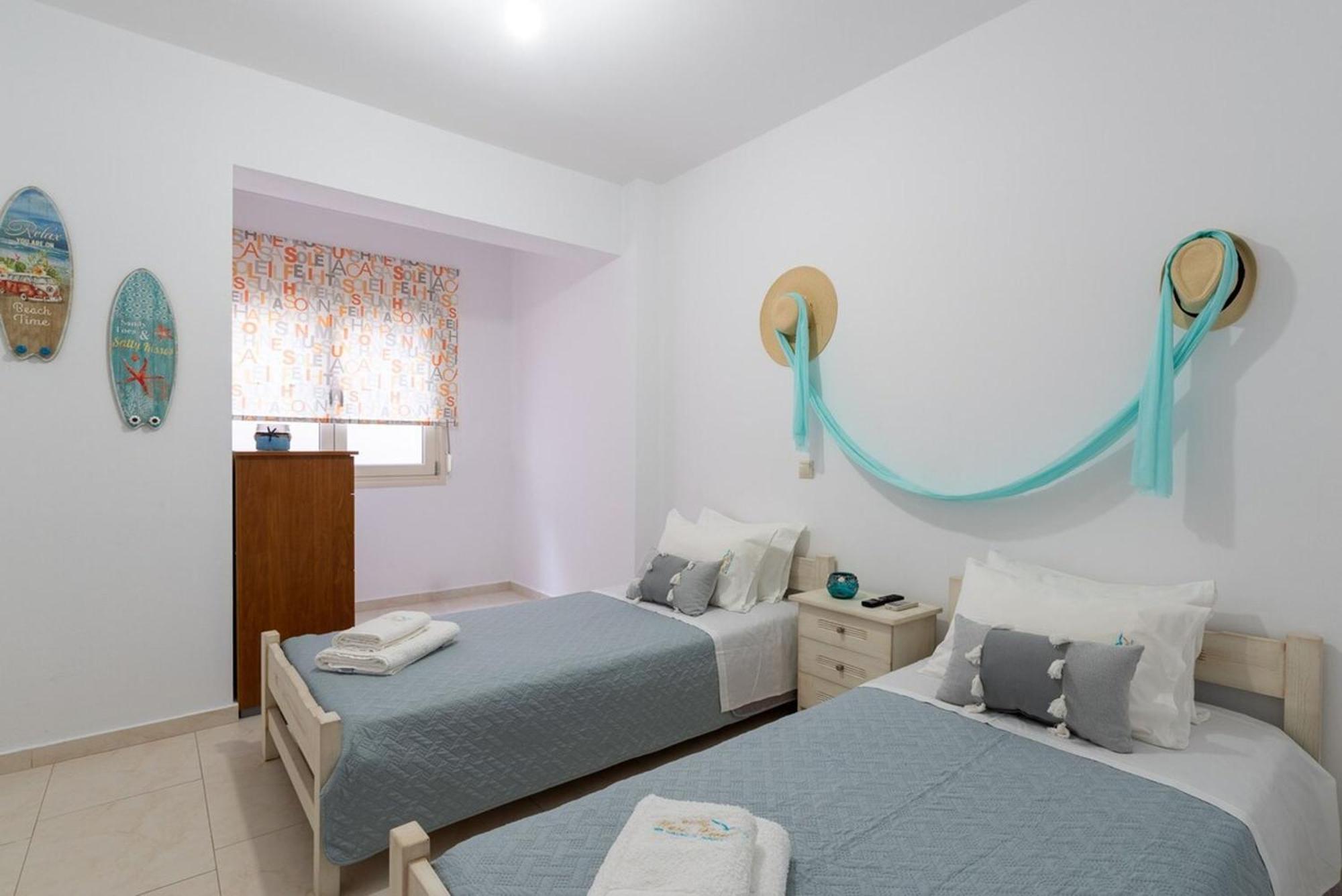 Marie Nicol 2 Bedroom Apartment Agia Pelagia  Extérieur photo