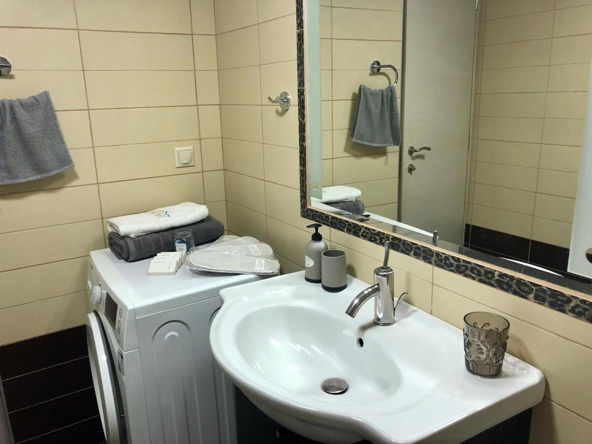 Marie Nicol 2 Bedroom Apartment Agia Pelagia  Extérieur photo